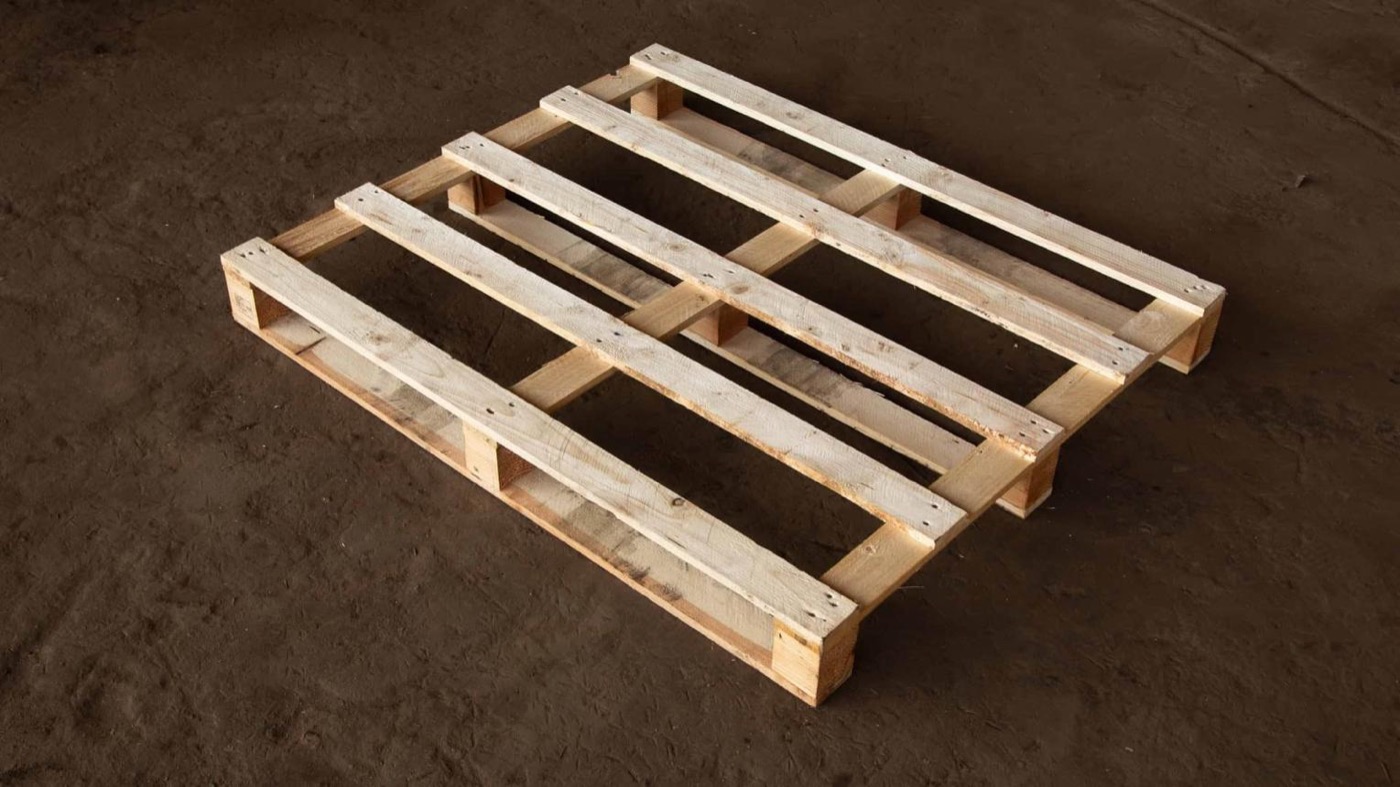 Wooden pallet